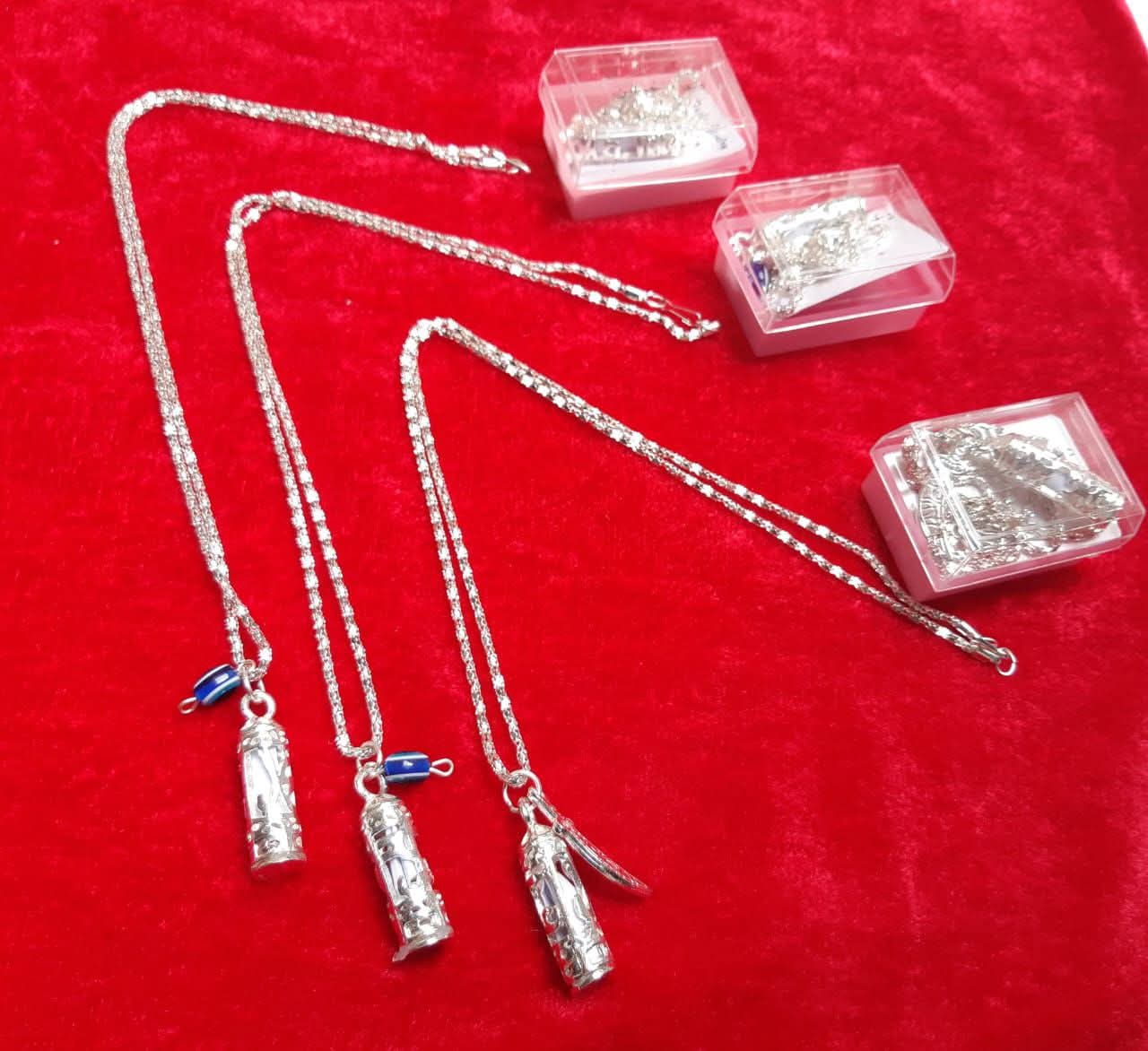 Hirz Locket 